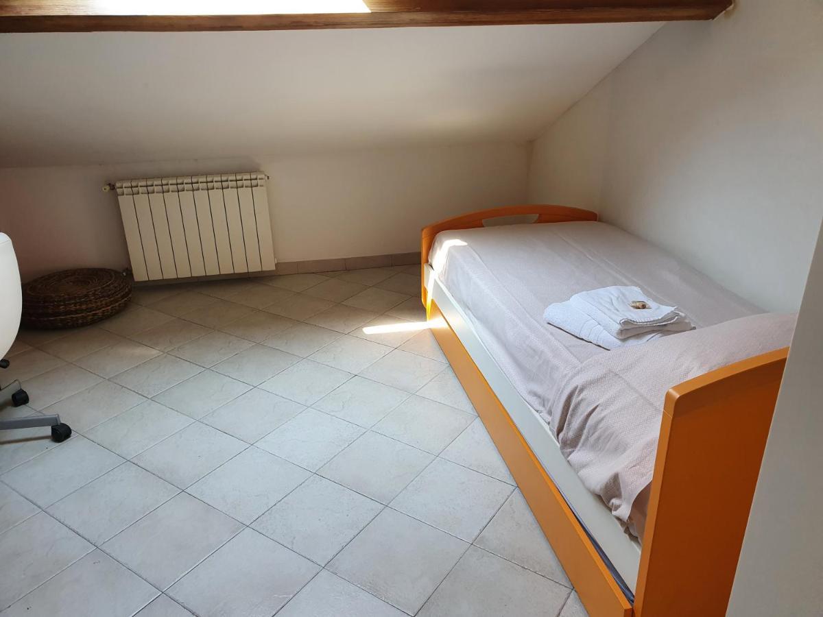 La Mansarda Apartment Савона Екстериор снимка
